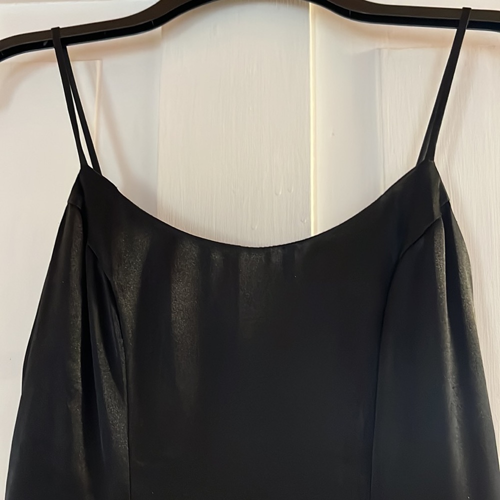 Dress - Picture 4 of 8